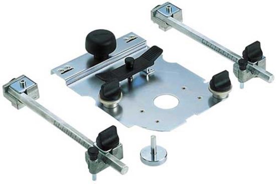 Afbeeldingen van FESTOOL Gatenrij-set LR 32 set t.b.v. bovenfrees OF 900, OF 1000, OF 1010, OF 1400 in het gatenrijsysteem FS-LR32